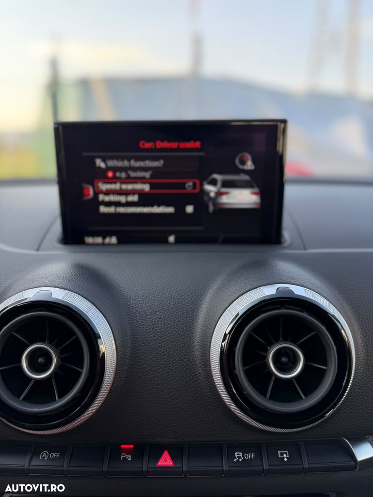 Audi A3 2.0 TDI S tronic Sport - 24