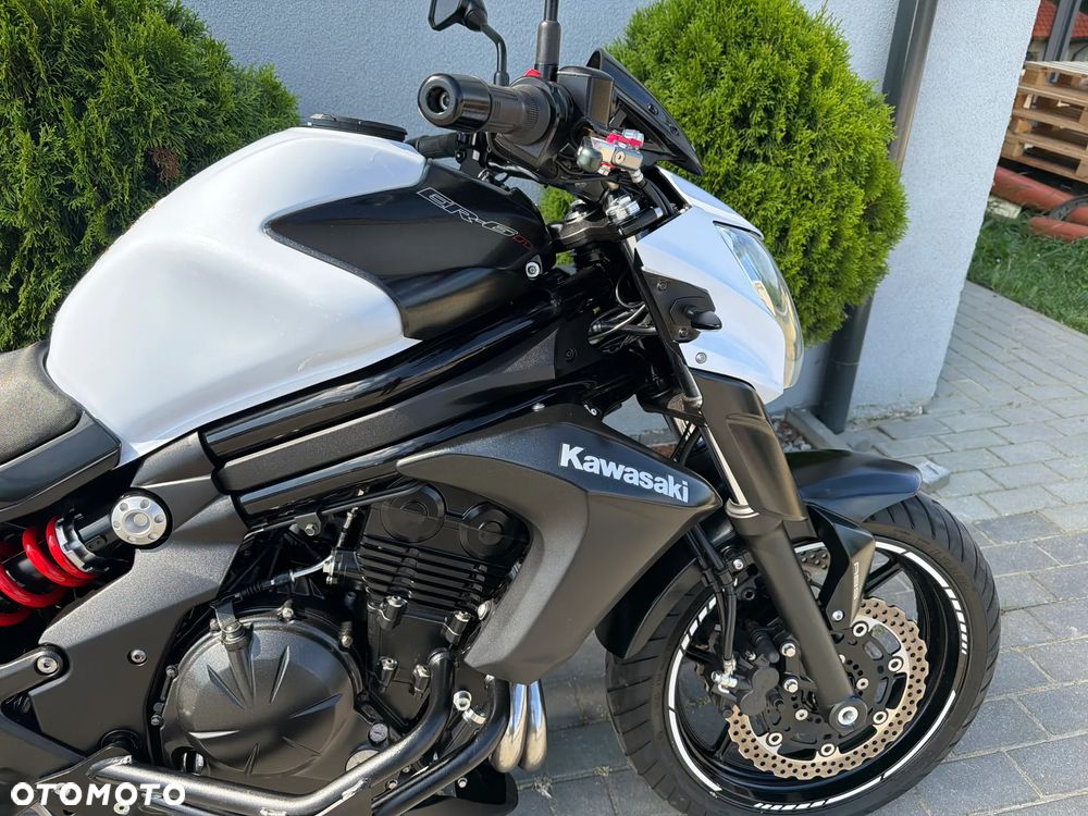 Kawasaki ER - 16