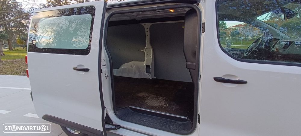 Citroën Jumpy 2.0 BlueHDi XL Club Confort Semi-Vidrado - 21