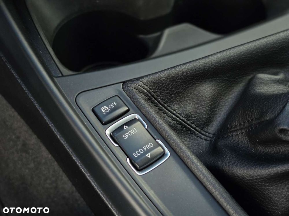 BMW Seria 1 - 33