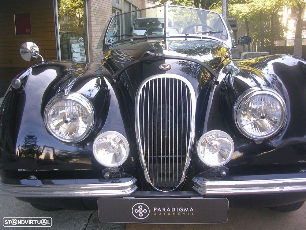 Jaguar XK - 10