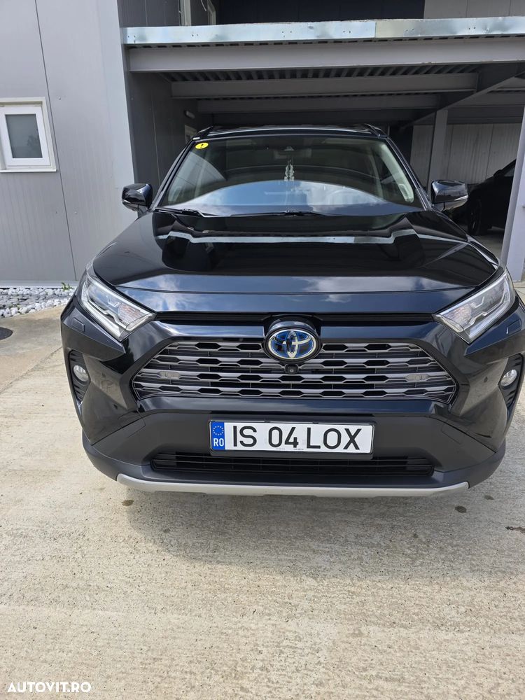 TOYOTA RAV4 2021