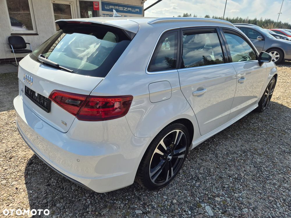 Audi A3 Sportback 2.0 TDI S tronic S line Sportpaket - 6