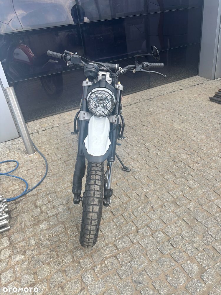 Ducati Scrambler - 4