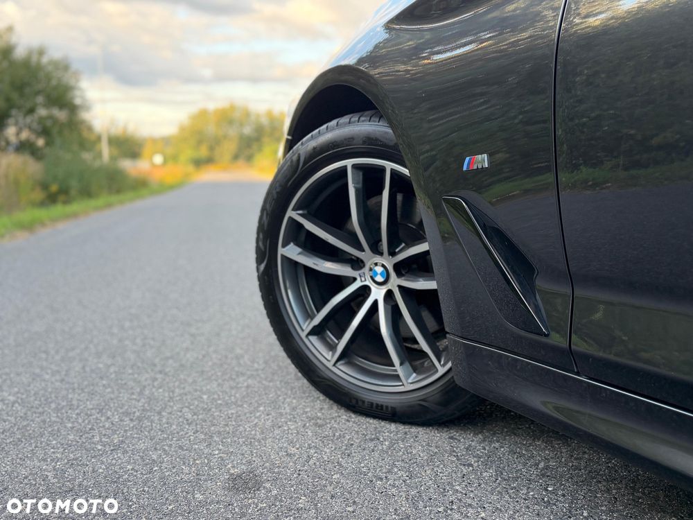 BMW Seria 5 520d M Sport sport - 16