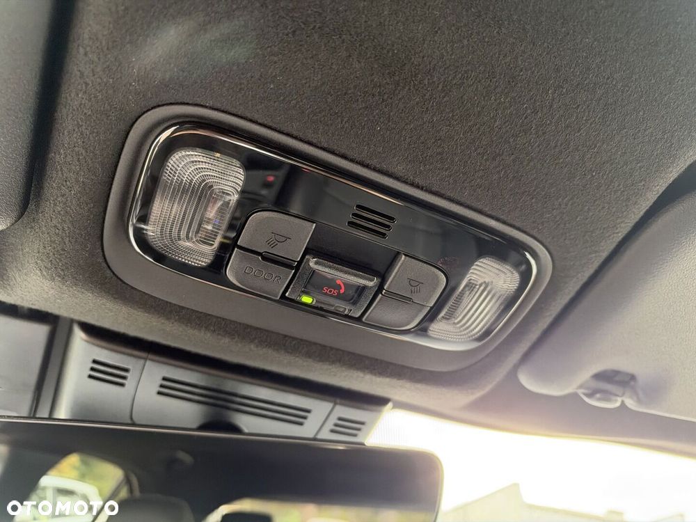 Toyota Yaris Cross Hybrid 1.5 Executive - 25
