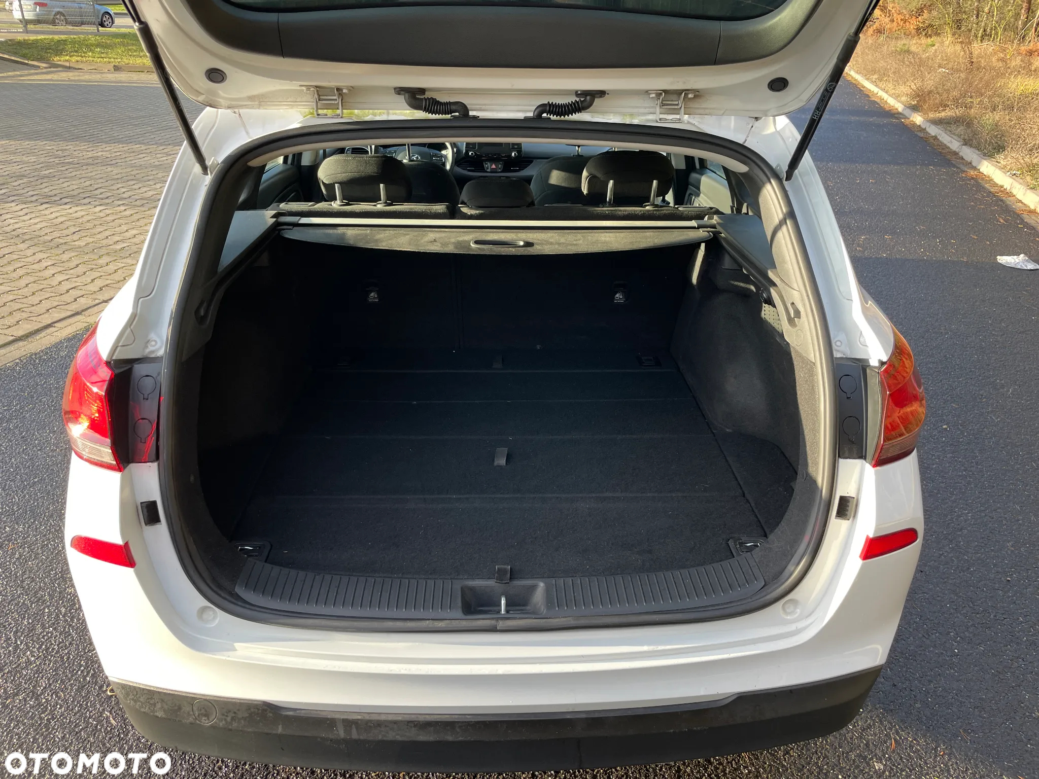 Hyundai i30 1.6 D Classic + - 20