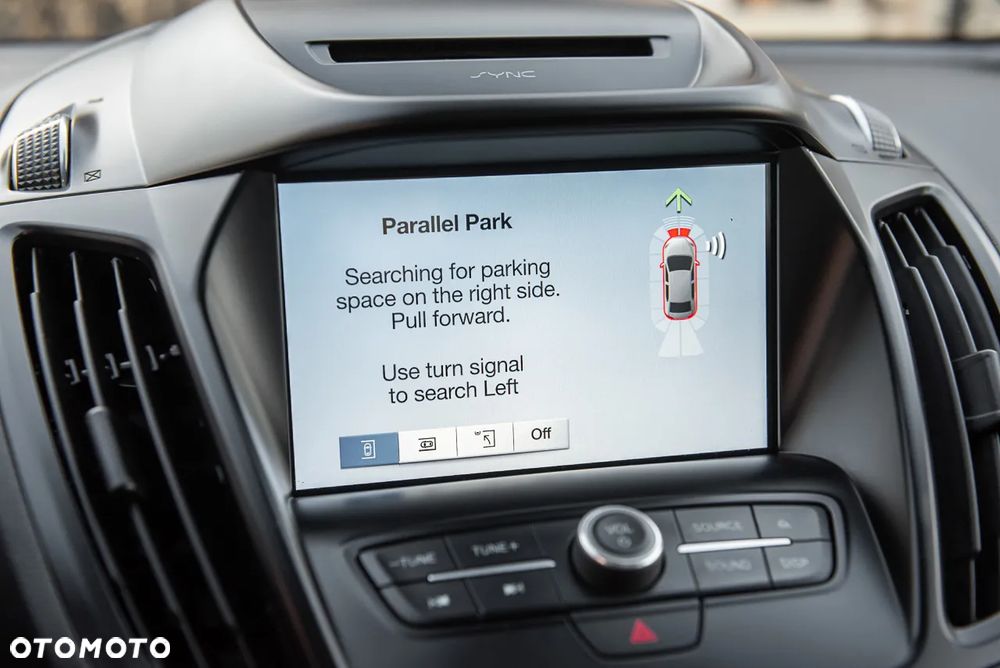 Ford Kuga 2.0 TDCi AWD ST-Line - 25