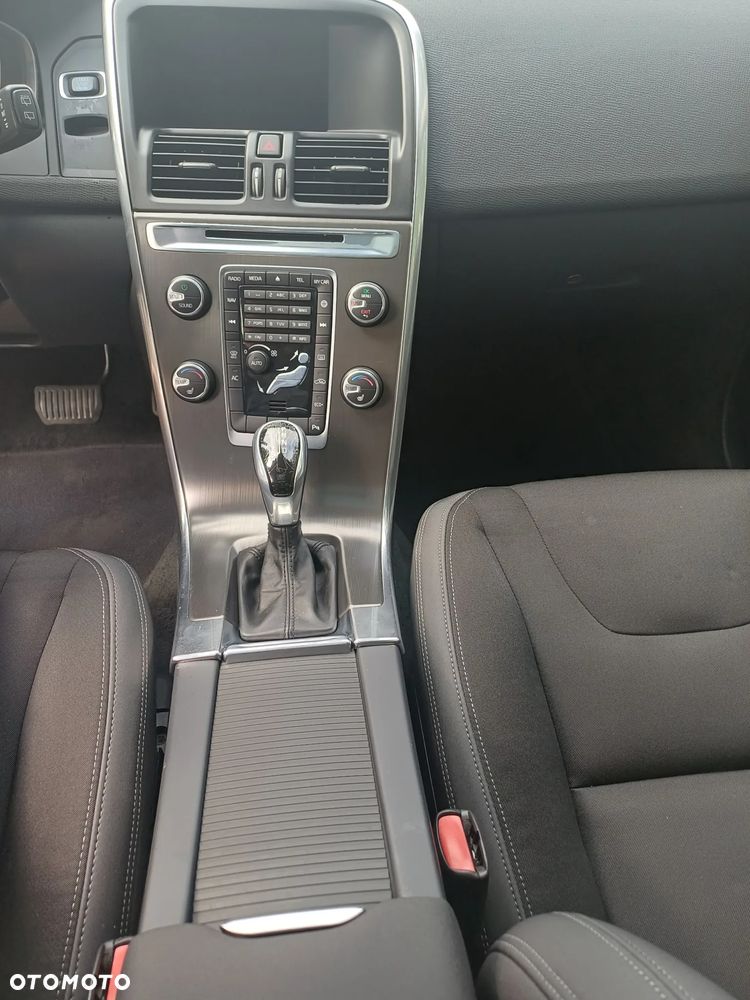 Volvo XC 60 - 16