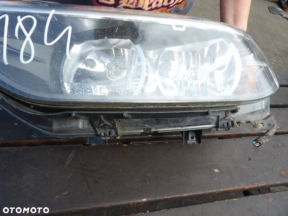 BMW - F30 - LEWA LAMPA PRZEDNIA - UK - 7259539 - 3