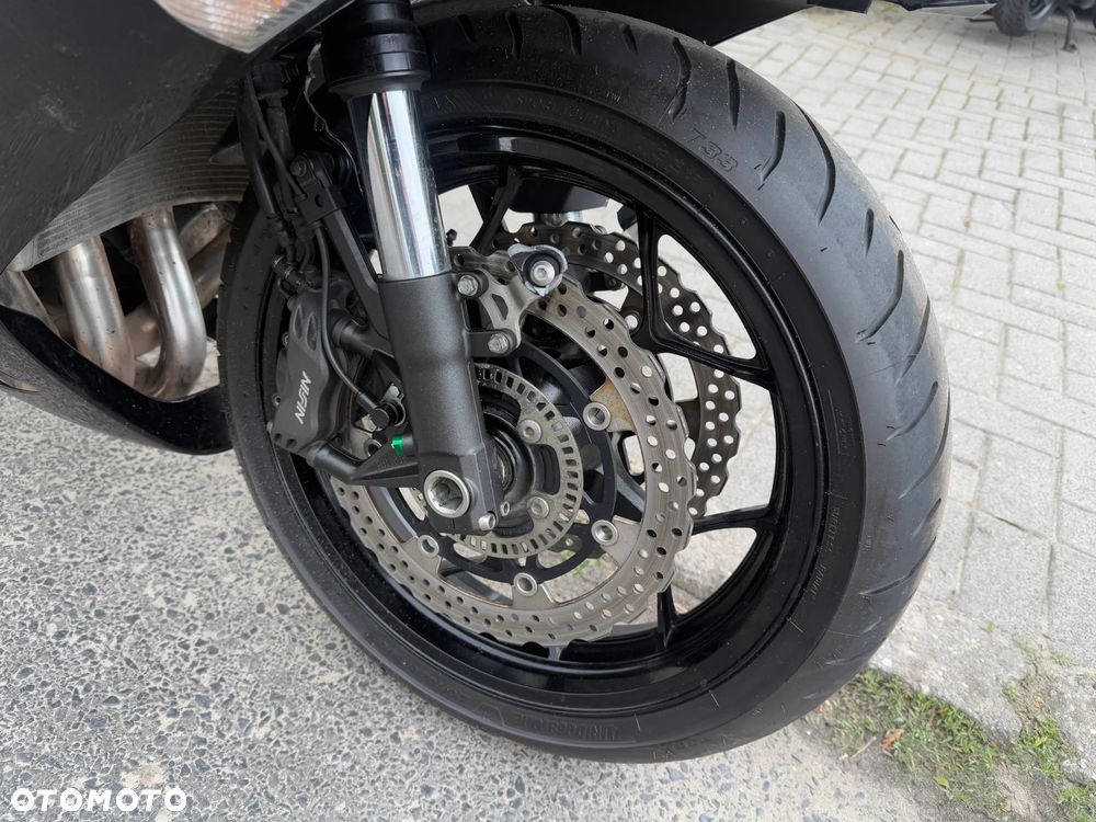 Kawasaki ZZR - 18