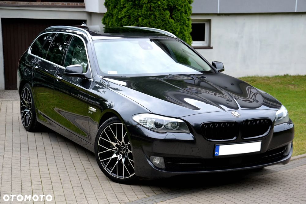 BMW Seria 5 530d xDrive Luxury Line - 9