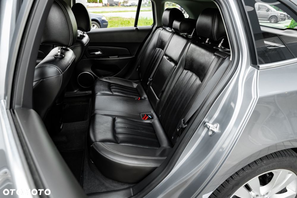 Chevrolet Cruze 1.4 T LT - 19