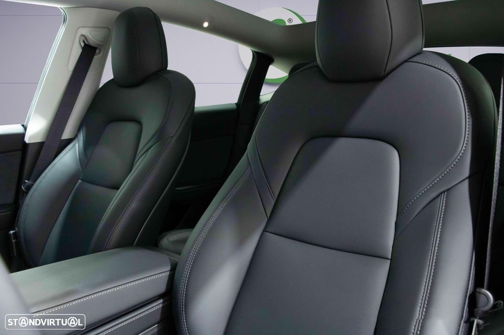 Tesla Model Y RWD - 6