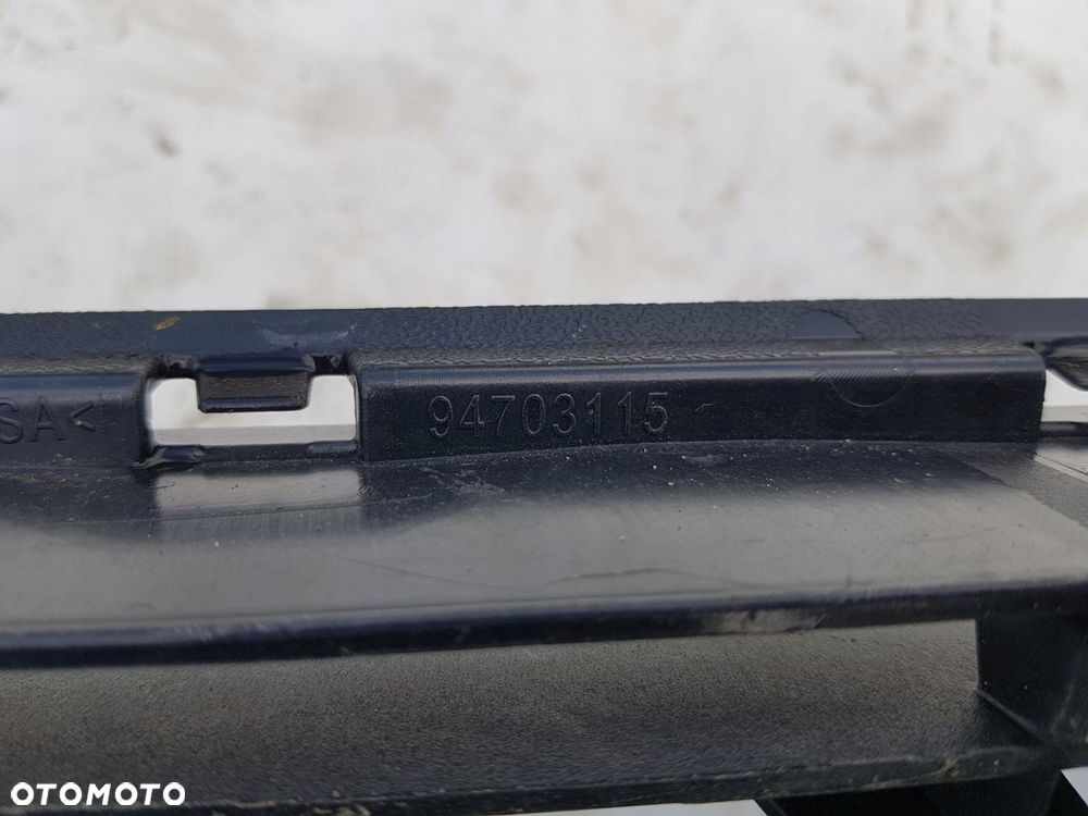 kratka zderzaka przód Opel Astra H GTC - 10