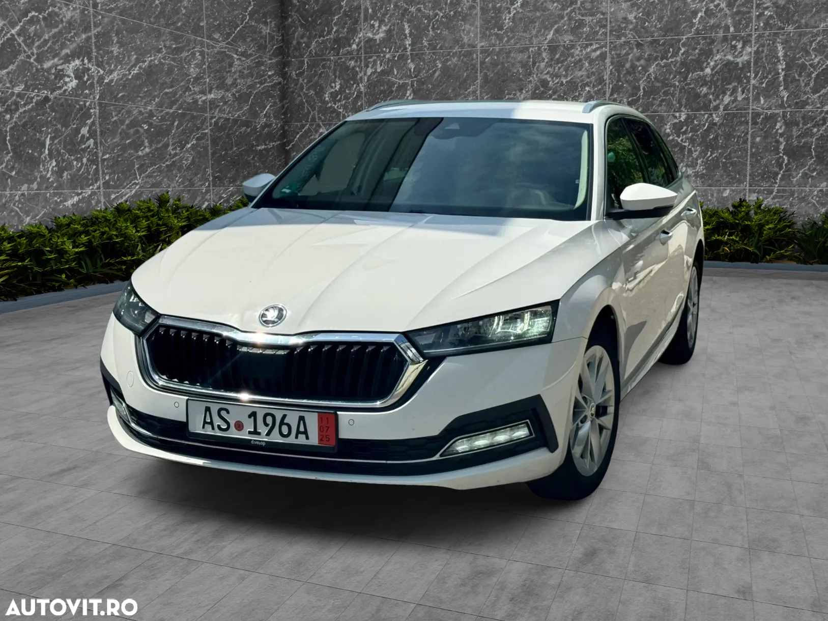 Skoda Octavia 2.0 TDI DSG Style - 25