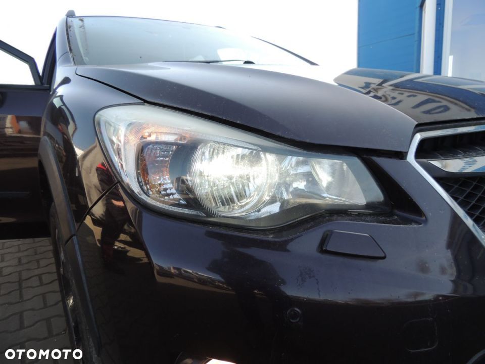 Lampa przód prawa Subaru XV '13 xenon