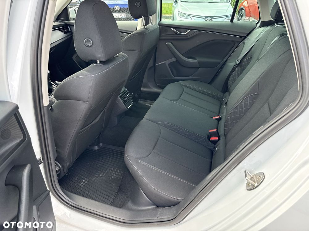 Skoda Kamiq 1.0 TSI Style - 11