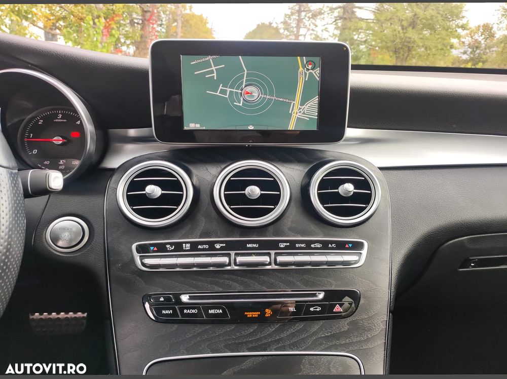 Mercedes-Benz GLC Coupe 250 d 4Matic 9G-TRONIC AMG Line - 15