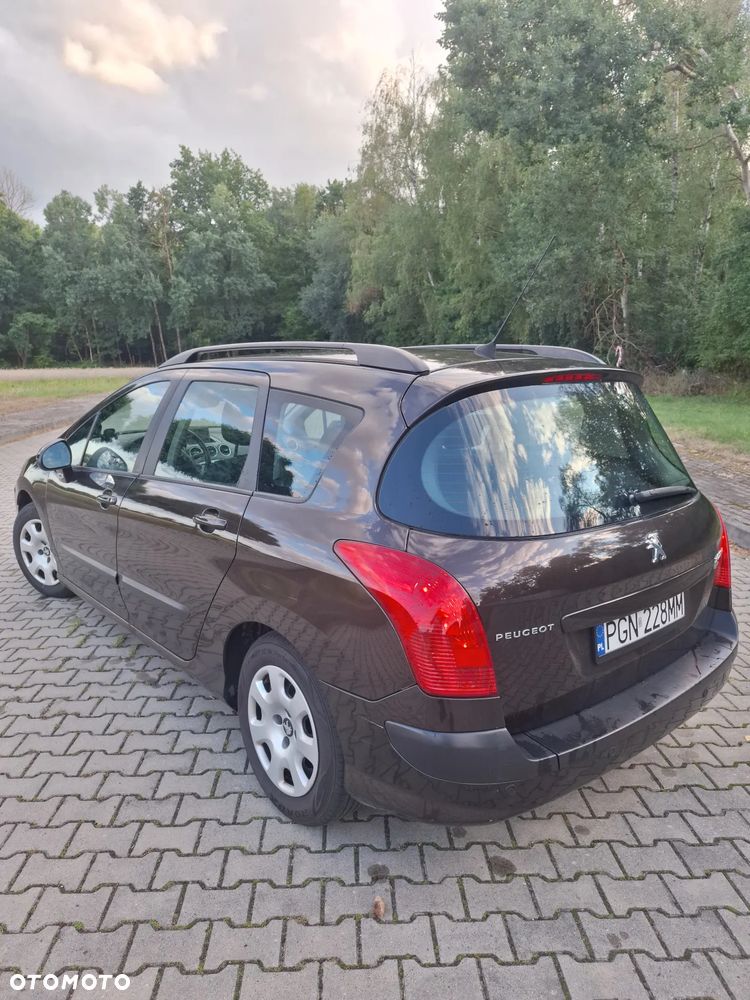 Peugeot 308 - 8