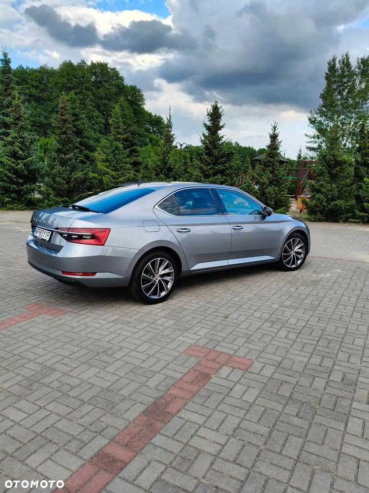 Skoda Superb 2.0 TDI SCR Style DSG - 6