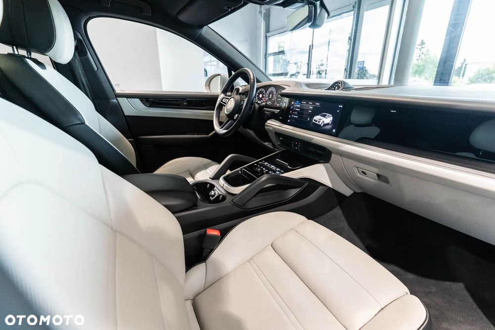 Porsche Cayenne Standard - 15