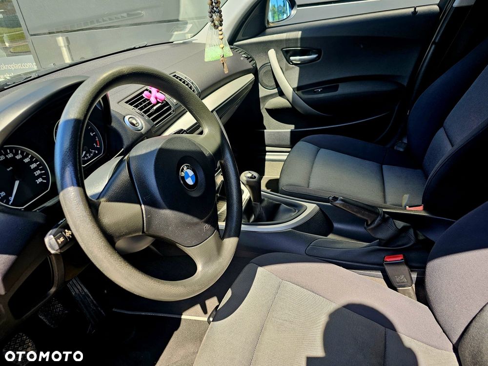 BMW Seria 1 116i - 12