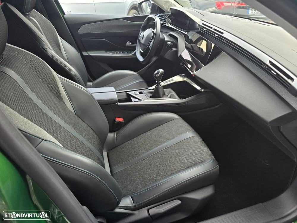 Peugeot 308 - 14