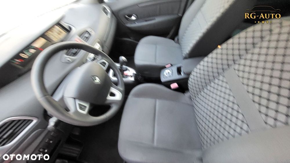 Renault Scenic - 26