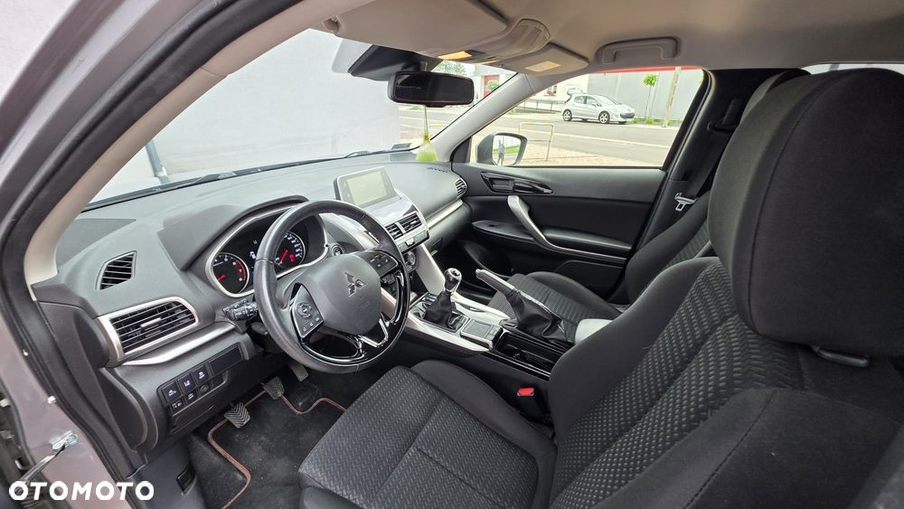 Mitsubishi Eclipse Cross 1.5 T GPF Invite Plus - 19