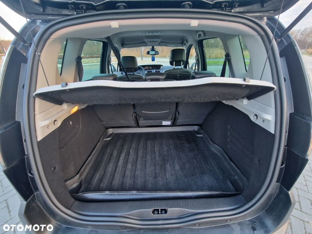 Renault Scenic Energy dCi 110 S&S Xmod Paris - 14