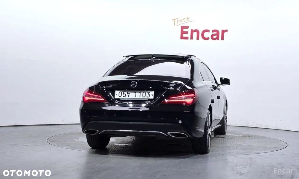 Mercedes-Benz CLA - 5