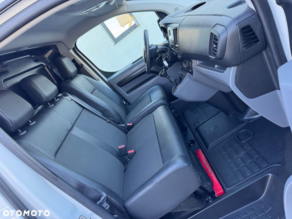 Peugeot Expert Jumpy Scudo Proace - 25