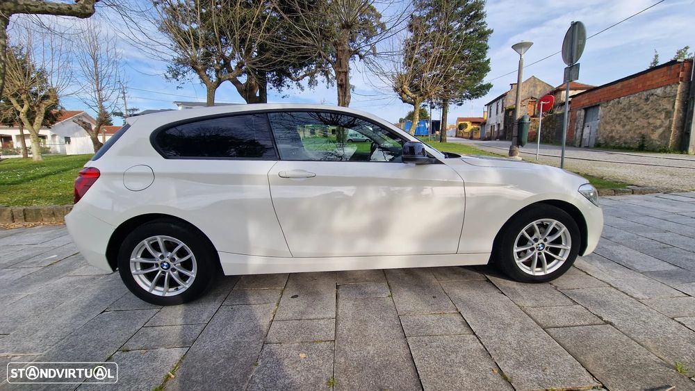 BMW 116 i Sport Line - 4