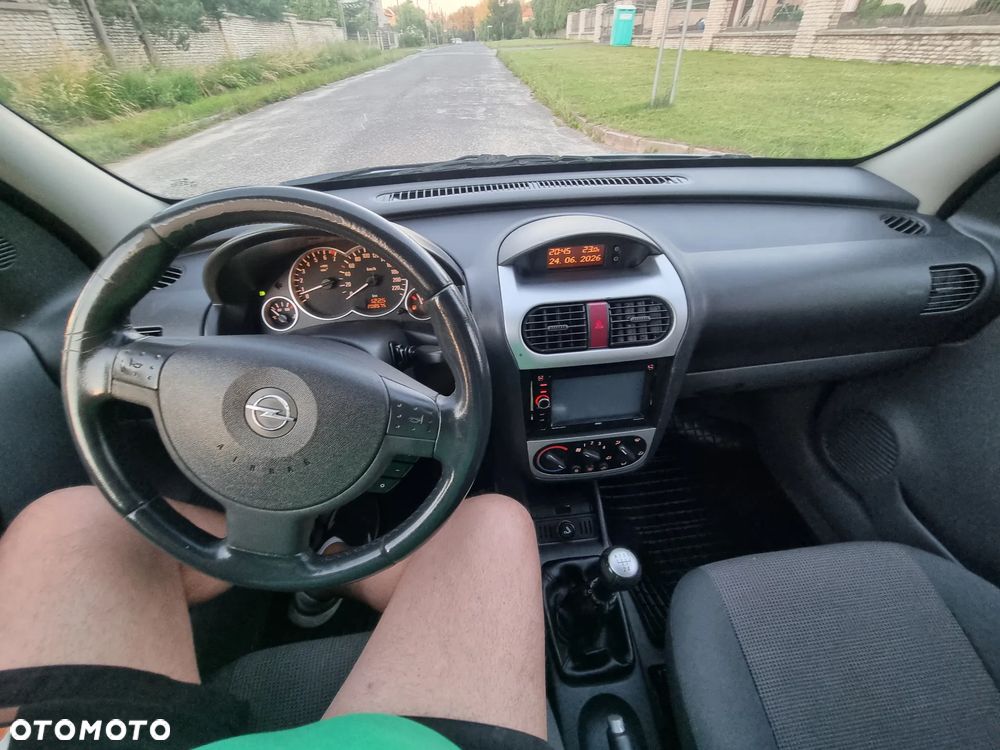 Opel Combo - 25
