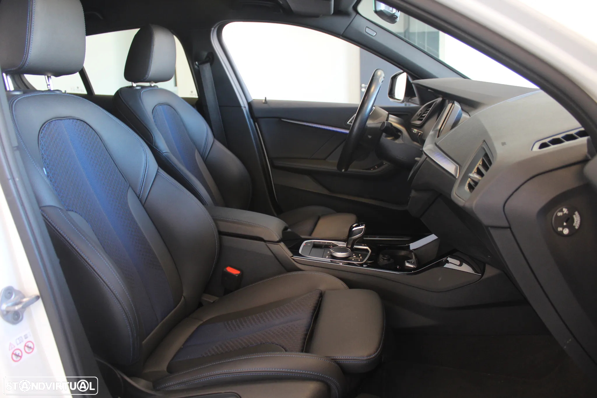 BMW 116 d Pack Desportivo M Auto - 12