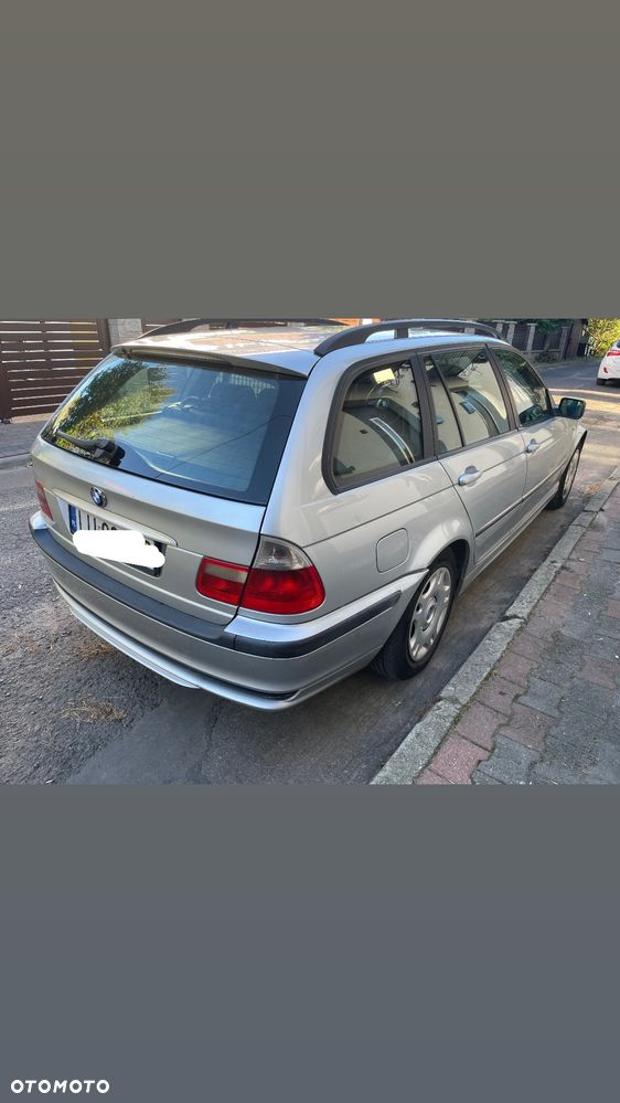 BMW Seria 3 318d - 4
