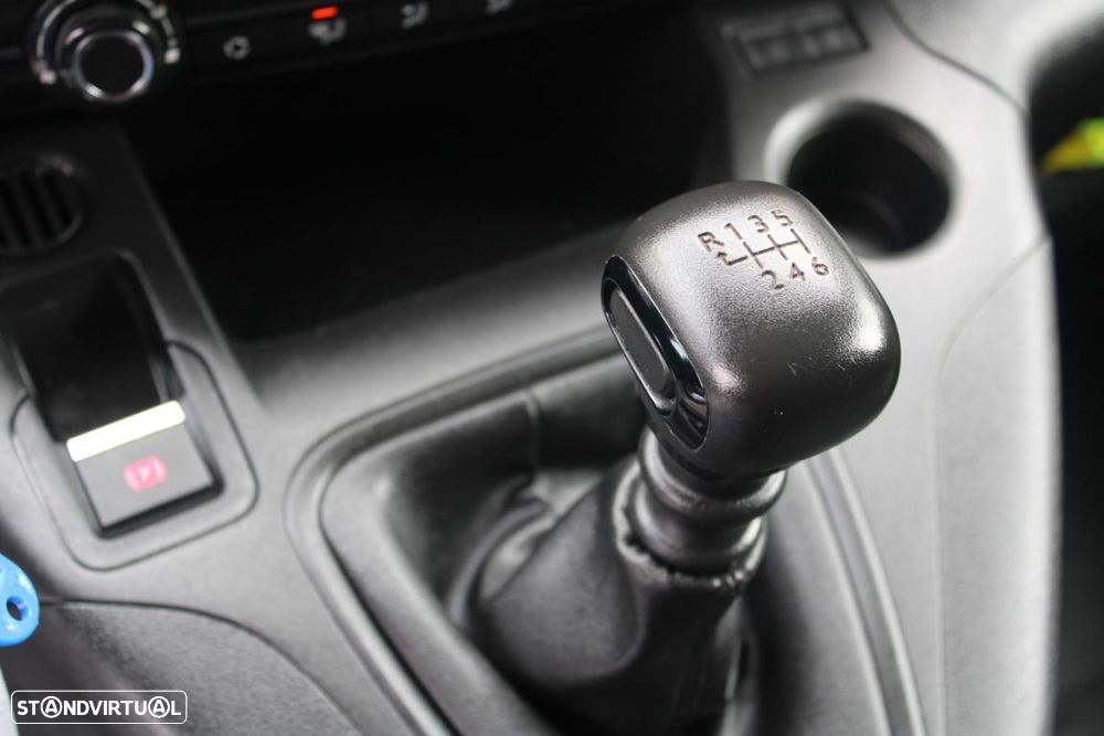 Peugeot Partner 1.5 BlueHDI Pro Longa 3L - 19