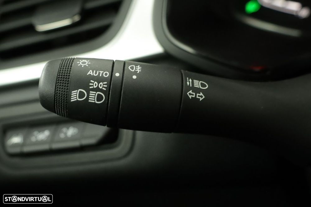 Renault Captur 1.0 TCe Techno Bi-Fuel - 17
