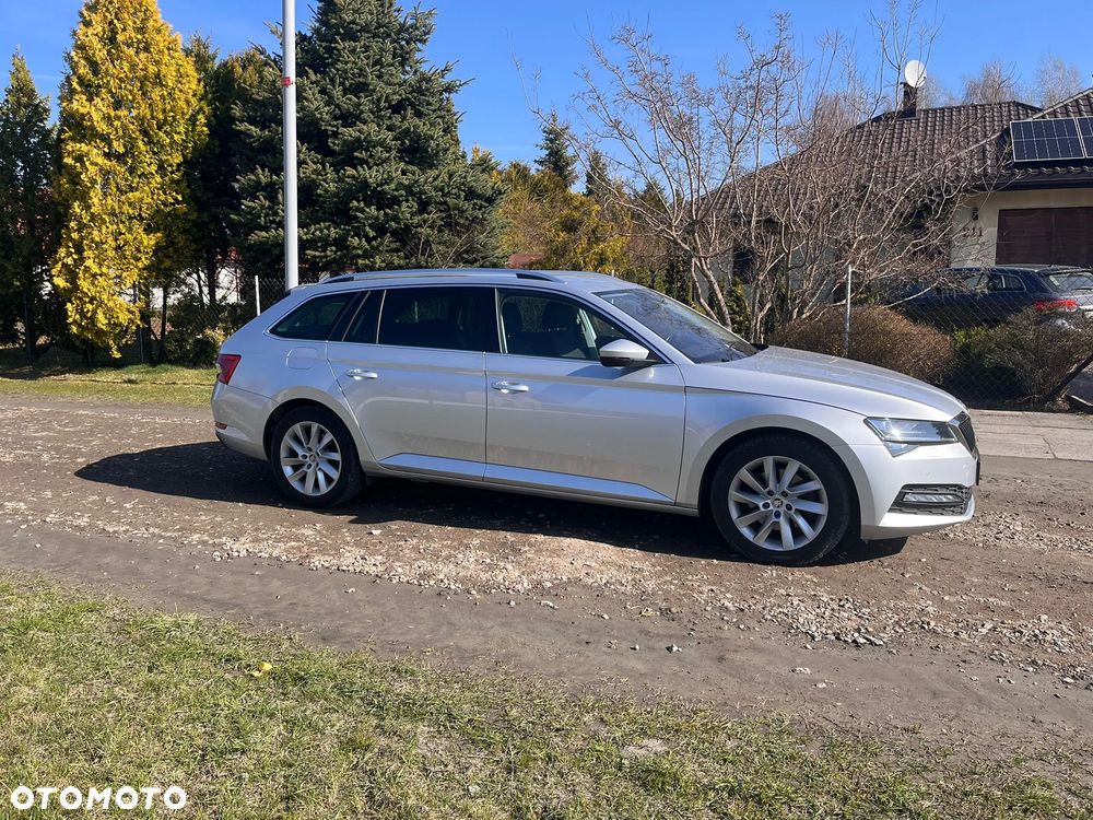 Skoda Superb 2.0 TDI SCR Ambition - 1