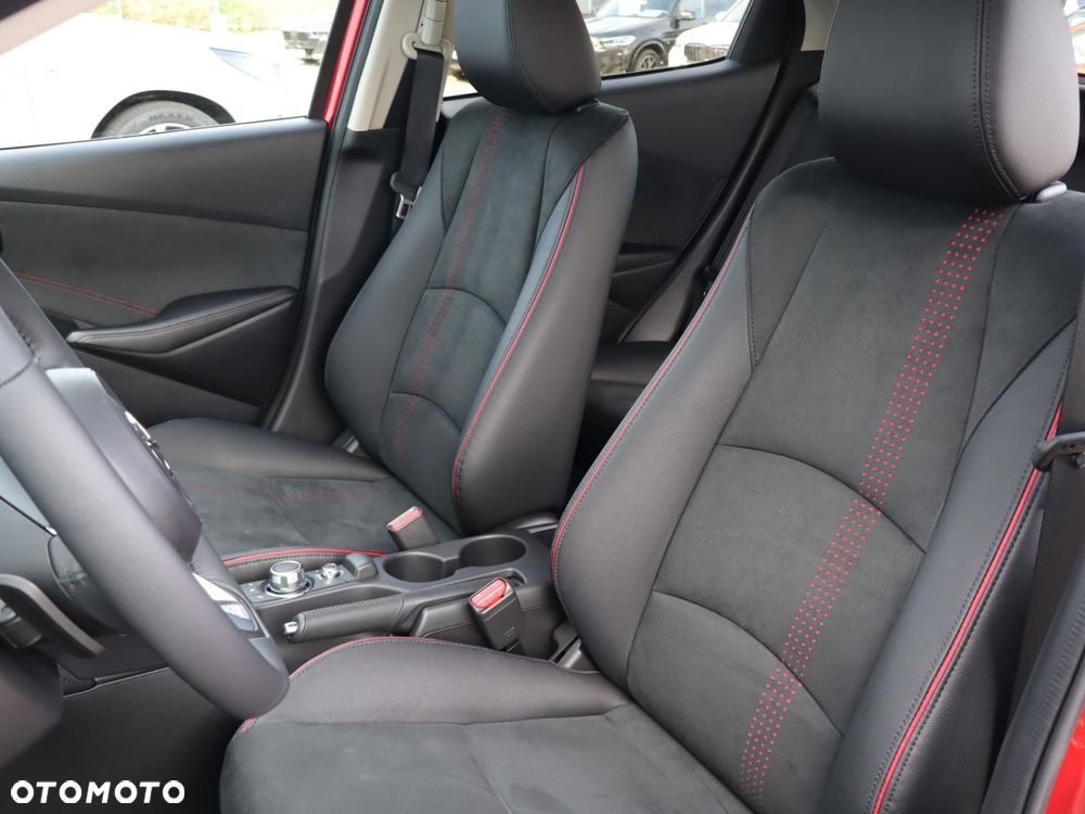 Mazda 2 - 8