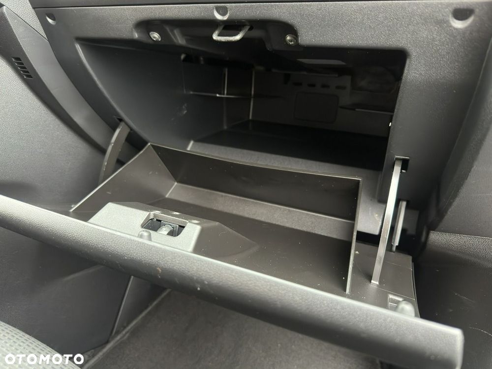 Mazda 5 - 13