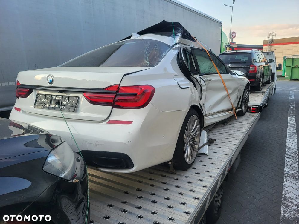 BMW Seria 7 750Li xDrive - 5
