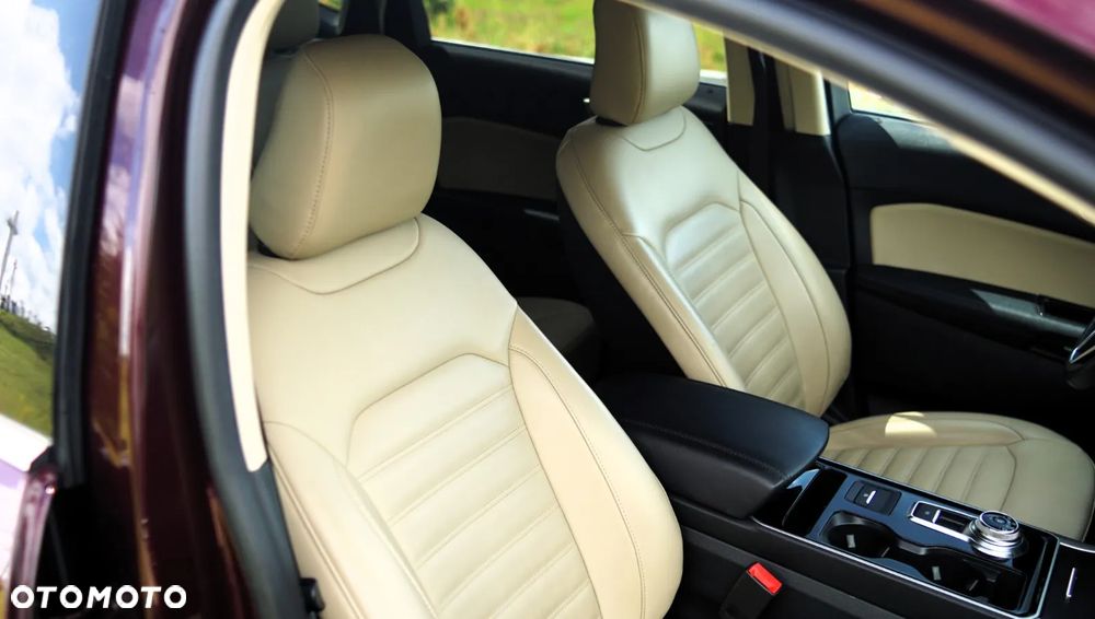 Ford Edge - 11