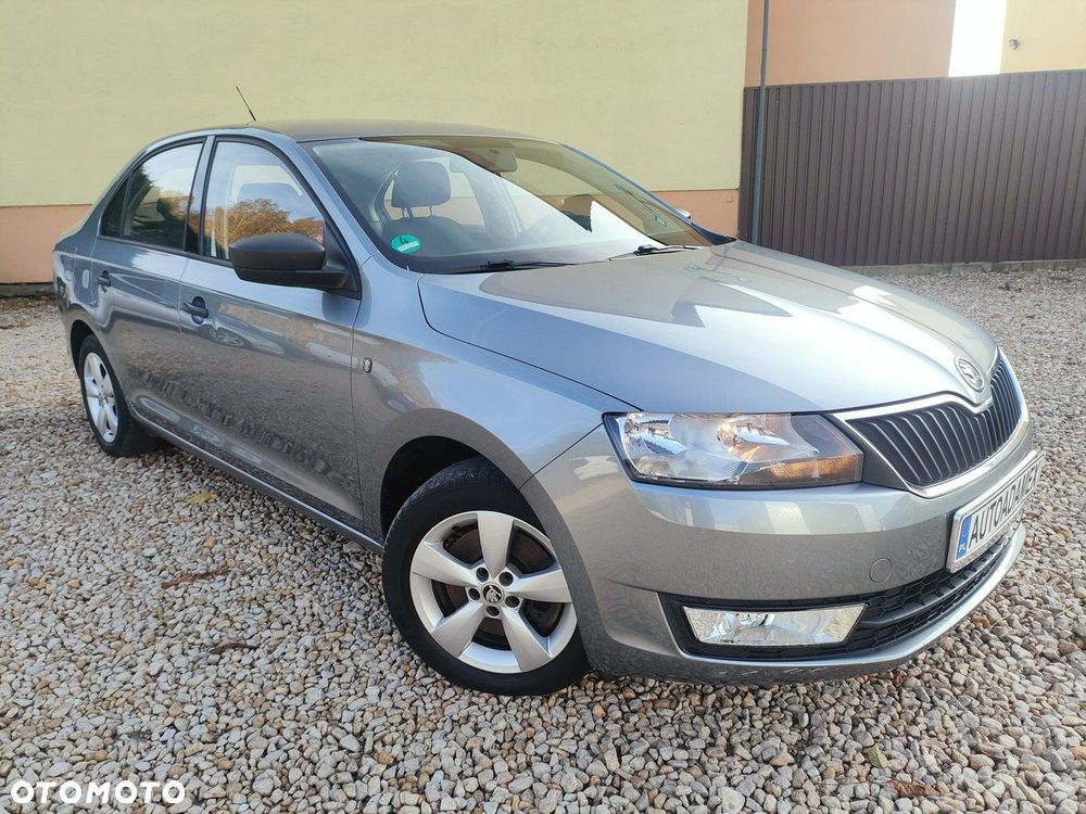Skoda RAPID - 12