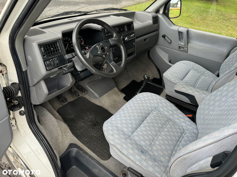 Volkswagen California - 18