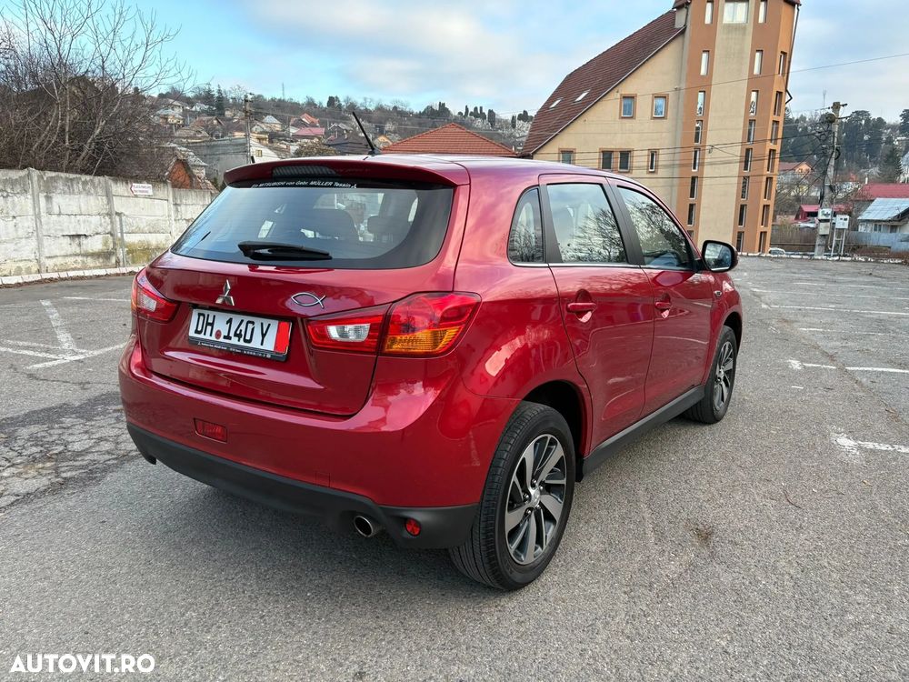 Mitsubishi ASX 1.8 DI-D 2WD Diamant Edition - 32