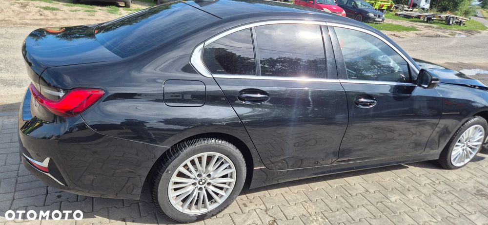 BMW Seria 3 320d xDrive Luxury Line - 7