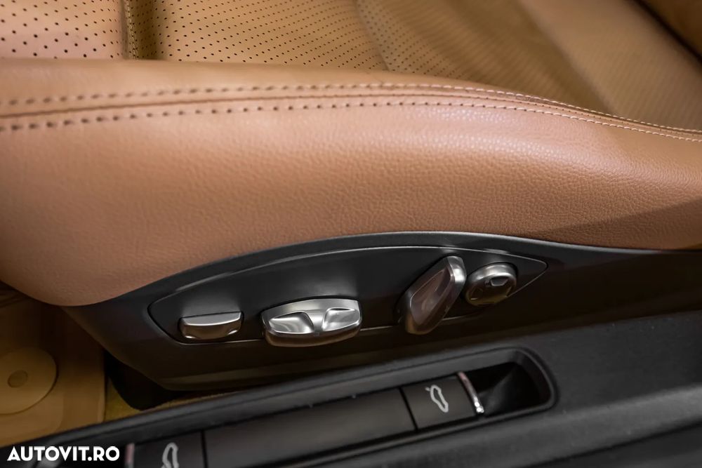 Porsche Boxster S PDK - 15