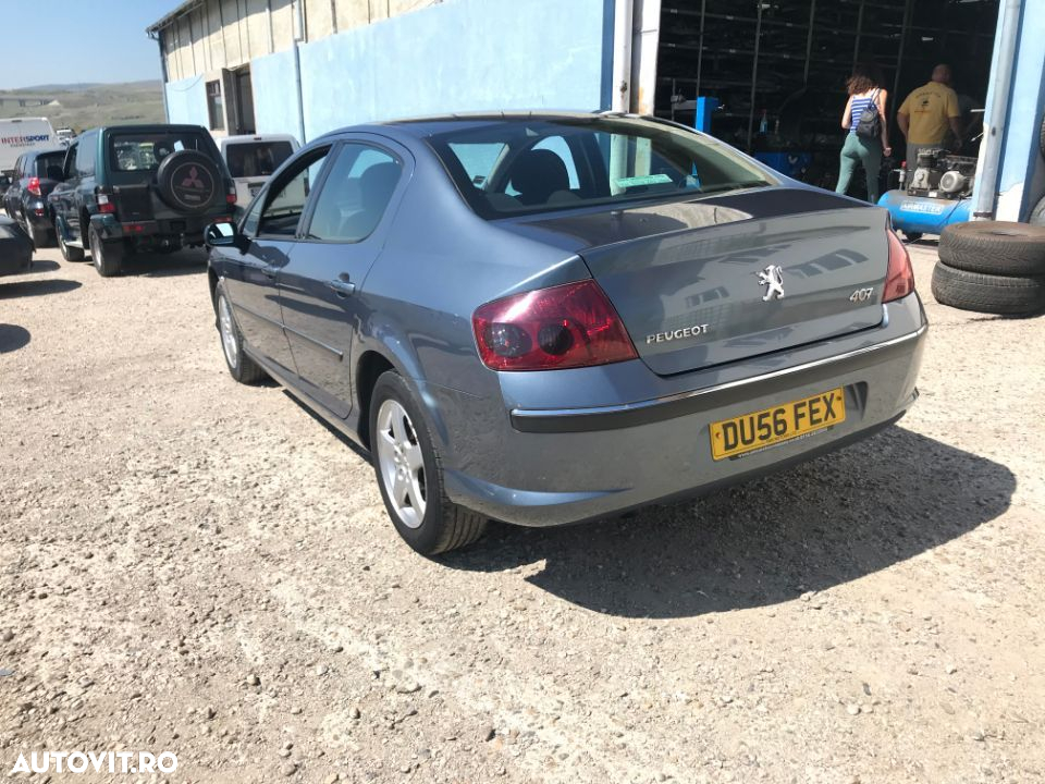 Dezmembrez Peugeot 407 - 3
